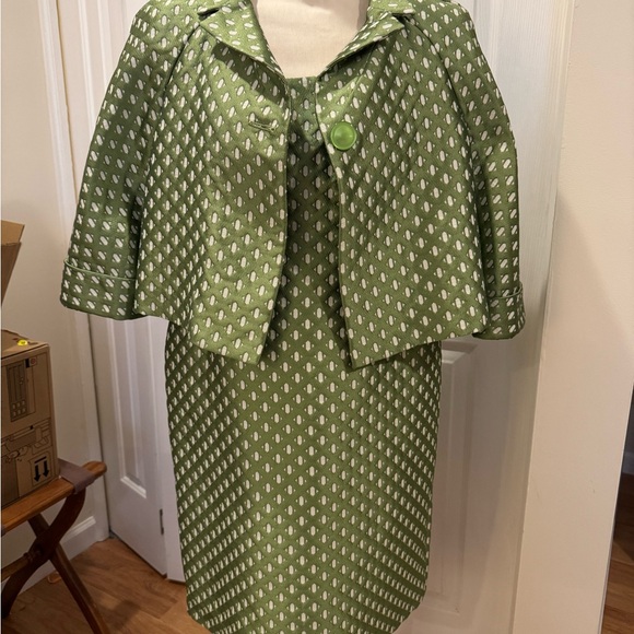 Armani Collezioni Dresses & Skirts - Armani Collezioni Sheath Dress and Jacket Set - size 10/12 - Authenticated
